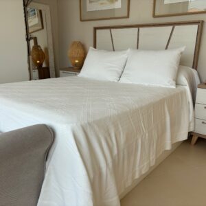 Colcha Saona blanco nórdico